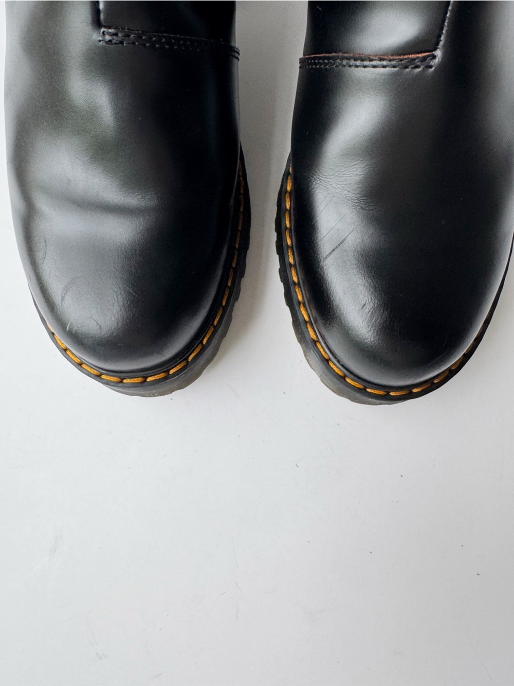 Dr. Martens Rometty II Chelsea Boot | 8 - Picture 9 of 11